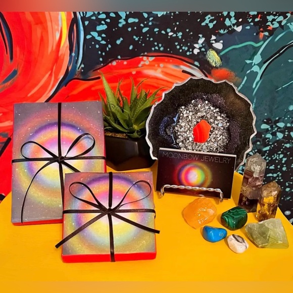 Gorgeous Green Pendant - Picture 4 of 4